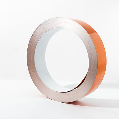 Pomarańczowe powlekanie litery kanałowej