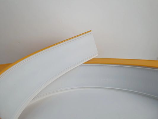 Zwoje ze stopu aluminium z gięciem ręcznym Zwoje z kanału aluminium Żółty Aluminiowy twardość